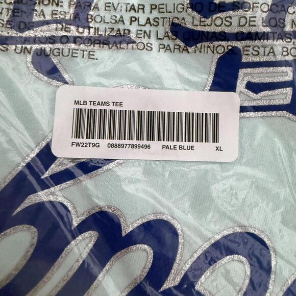 2022 Supreme x MLB Kanji Teams Tee - Dodgers 'Pale Blue' - Picture 3 of 4